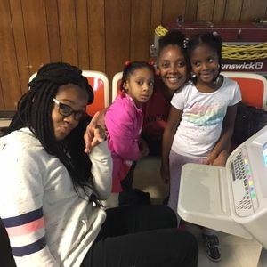 Meet your Posher, Derek